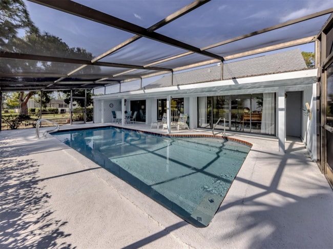 Photo - 117 Lacewing Pl