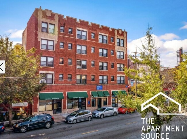 Photo - 739 W Belmont Ave Unit 1