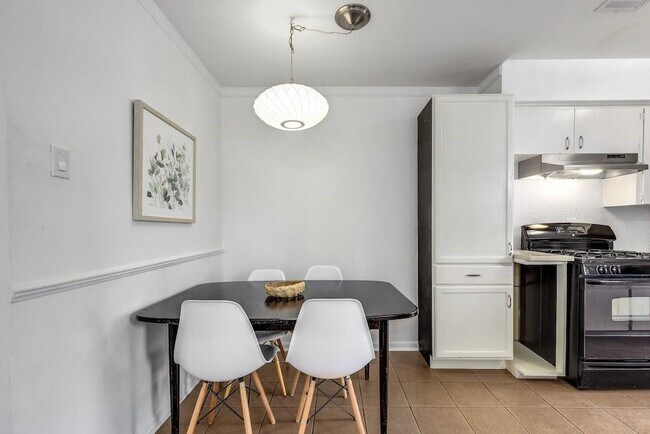 Photo - 123 Coleman St