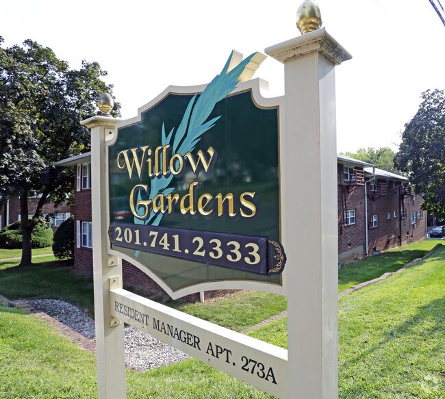 Willow Gardens