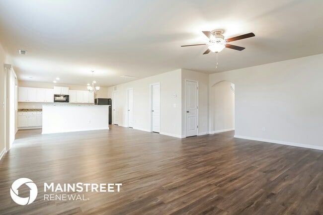 Photo - 328 Iron Horse Ln