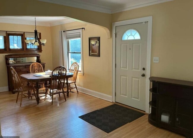 Photo - 1762 Edgerton St