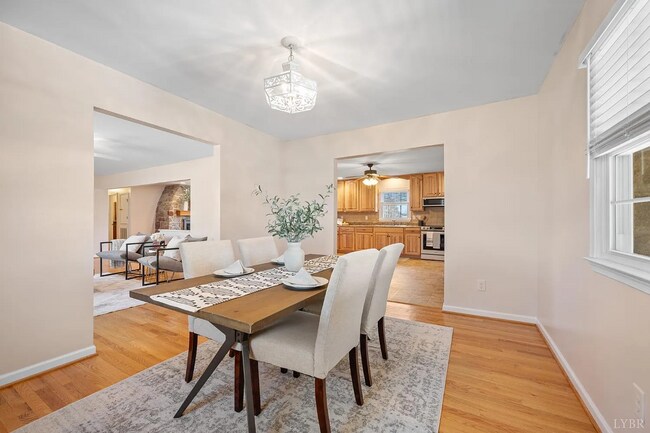 Photo - Beautiful Ranch In the Heart of Boonsboro Close to Shopping and Resturants