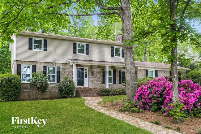 Photo - 6404 Pencade Ln