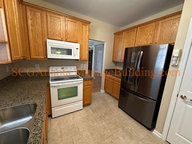 41 Hillside Dr