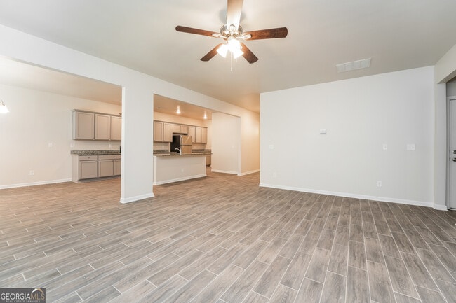 Photo - 3811 River Rock Rd