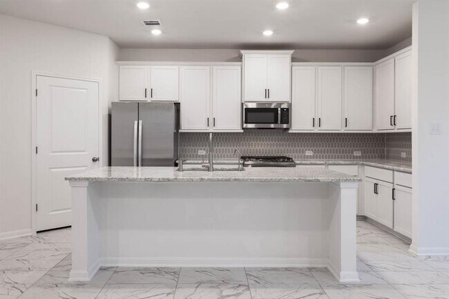 Photo - 309 Barton Oak Trl