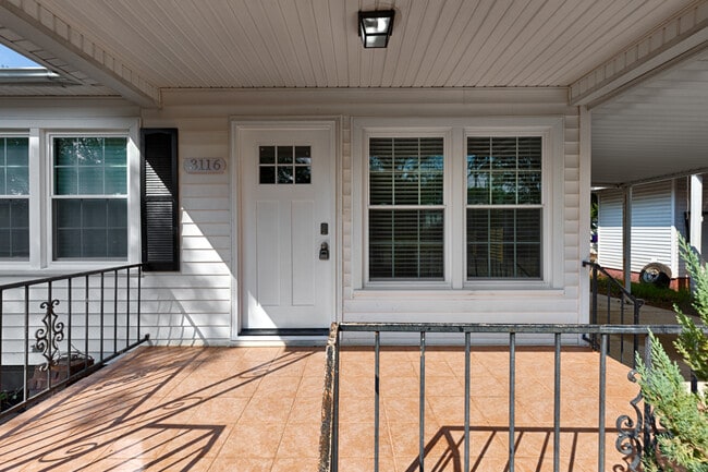 Photo - 3116 Hale Dr SW