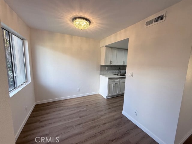 Photo - 14700 Berendo Ave