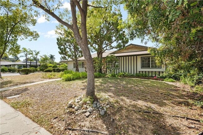 Photo - 702 Scripps Dr