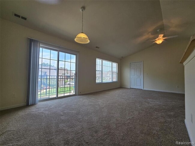 Photo - 27640 Hidden Oaks Dr