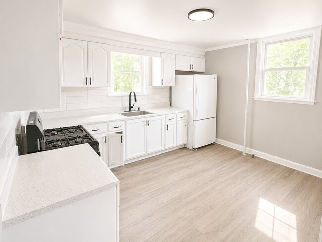 Photo - 49 Norwood St Unit 2