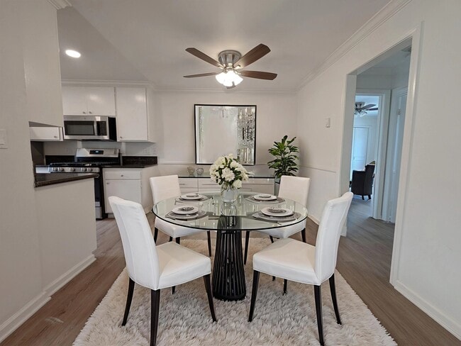 Photo - 1335 S Carmelina Ave Unidad 202