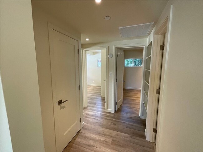 Photo - 7841 Wentworth St