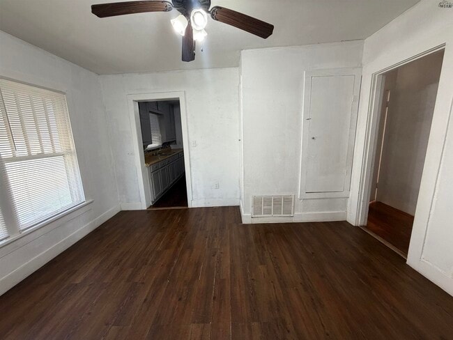 Photo - 1656 McGregor Ave