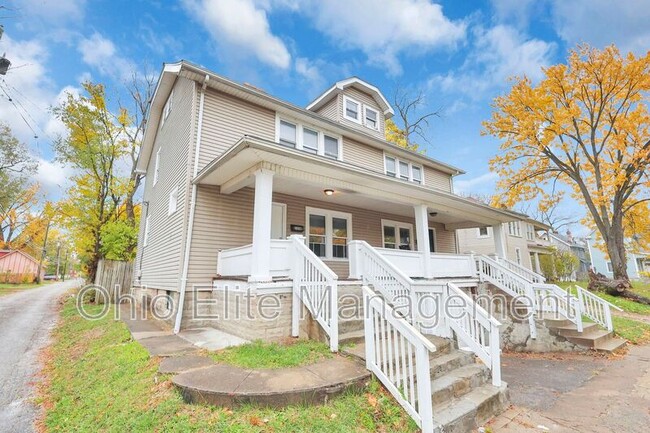 Photo - 1038 Forest St