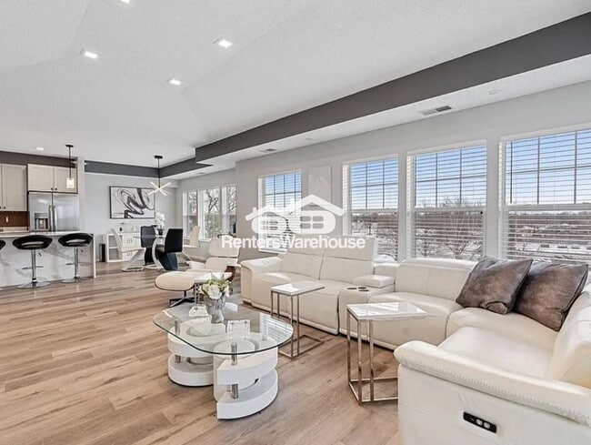 Building Photo - 3800 85th Ave N