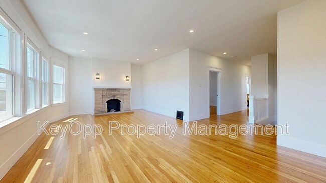 Building Photo - 1608 Balboa St