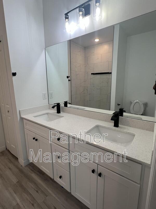 Photo - 5207 Benton St Condo