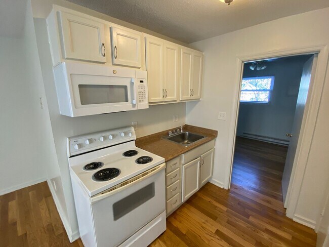 Photo - Ground Floor Renovated Apartment - Walk to Duke, Downtown or Durham Co-op Market! Unit 05