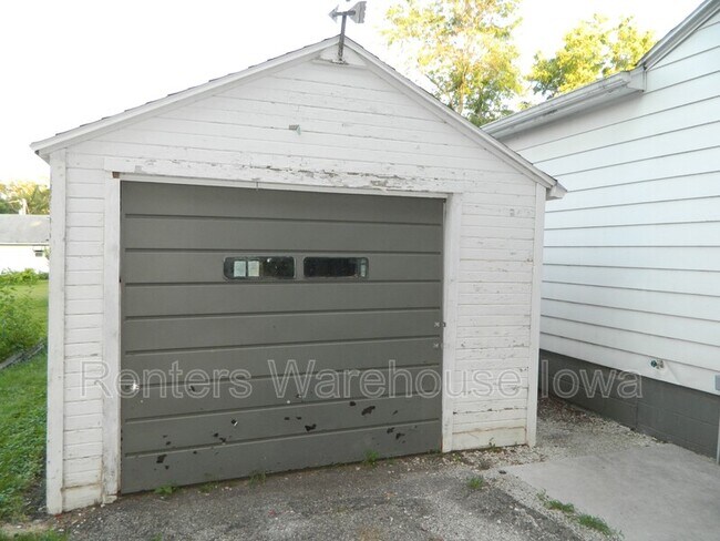 Photo - 219 S 14th St