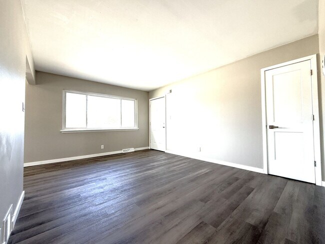 Photo - 11049 W Hampton Ave Unit #4