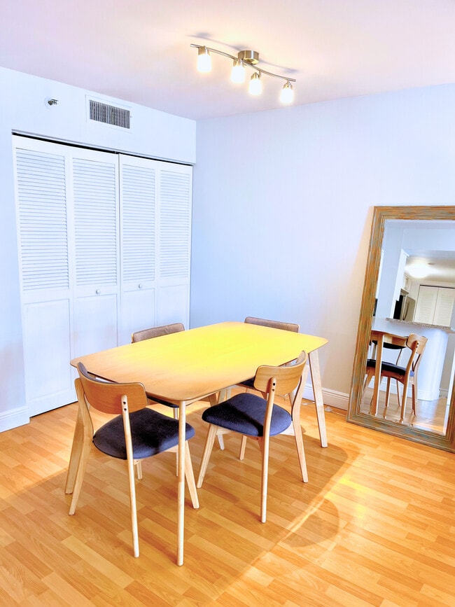 Photo - 770 Claughton Island Dr Unit 1405