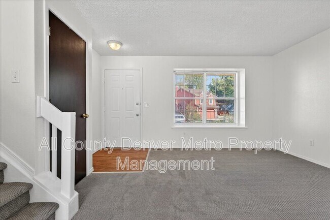 Photo - 306 Mulberry Cir