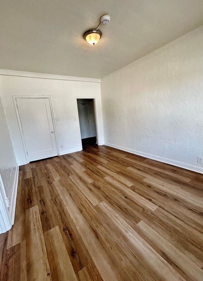 Photo - 1523 N McCadden Pl Unidad 405E