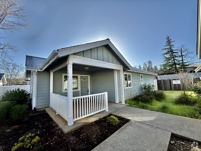 Building Photo - 179 Highlands Ct Rental