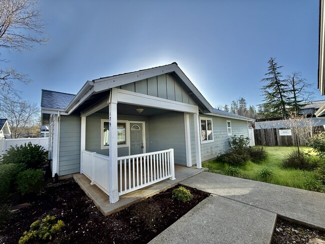 Photo - 179 Highlands Ct House