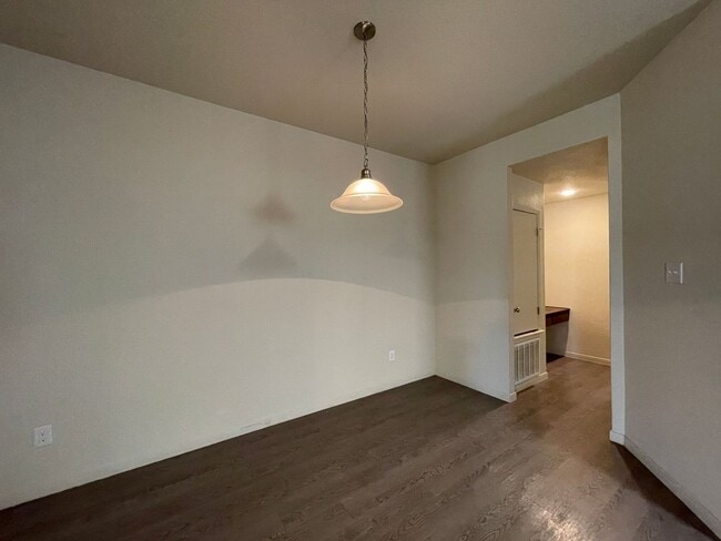 Photo - 5804 Rustler Dr Unidad B