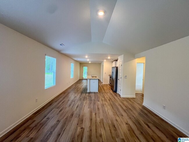 Photo - 301 Willoughby Rd