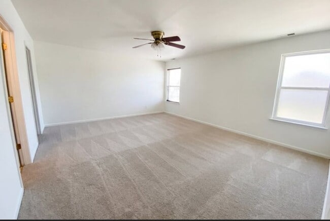 Photo - 104 S Ranney Way