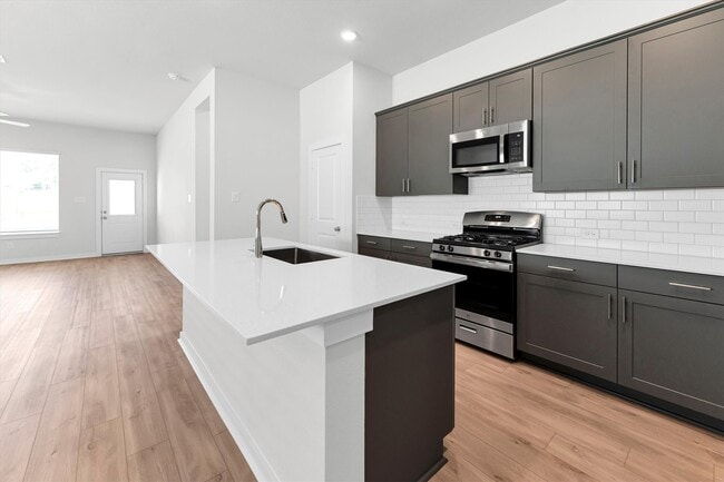 Photo - 16931 Tulip Row Ln