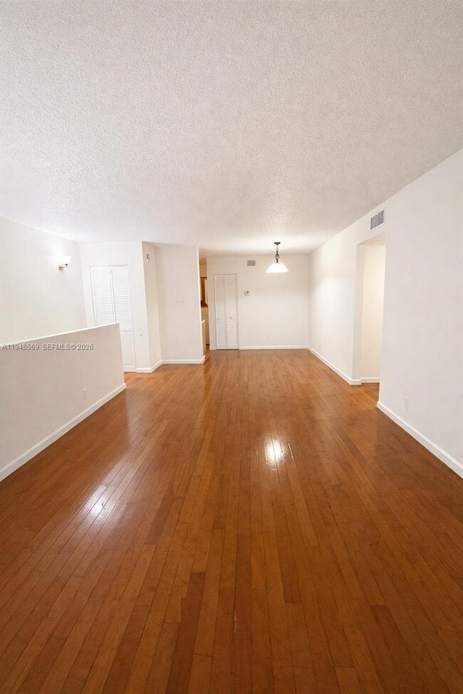 Photo - 102 Gardens Dr Unit 204