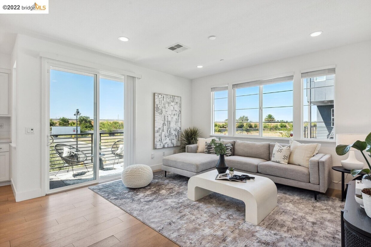Photo - 149 Cue Way (Hayward, CA)