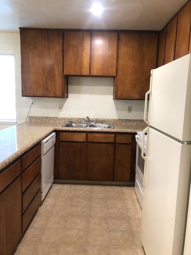 La Vista Apartments