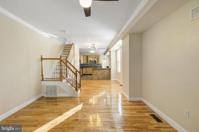 Photo - 635 Fagley St