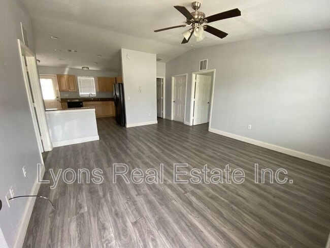 Photo - 5527 Judith Rd Unit B