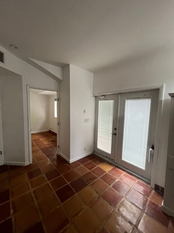 Photo - 1001 SE 2nd Ct