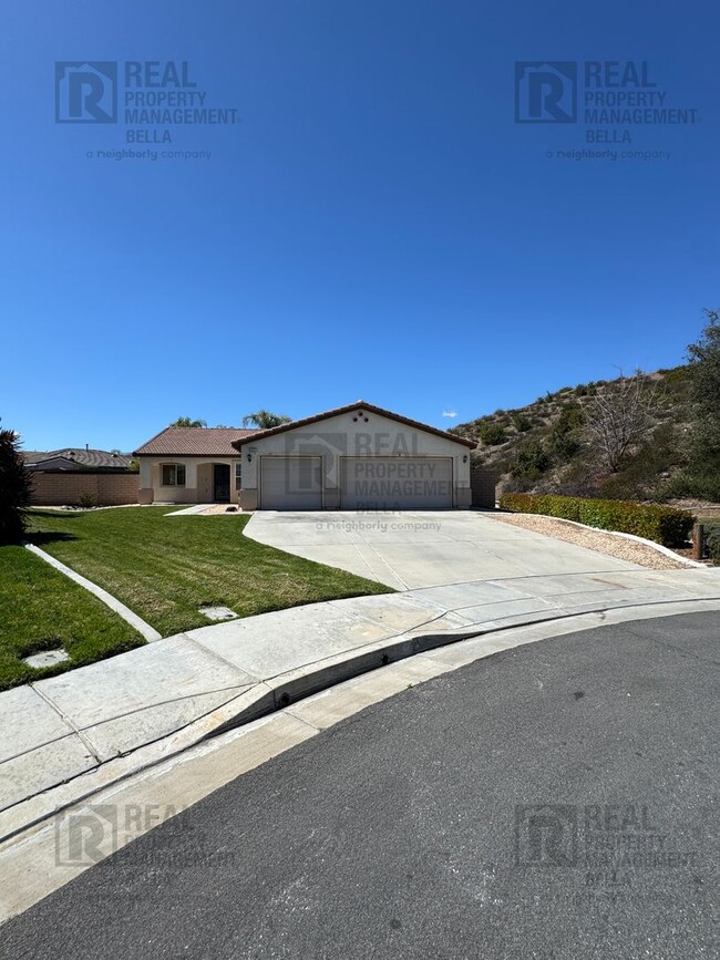 Spacious 4-Bedroom Menifee Home with RV Pa... - Spacious 4-Bedroom Menifee Home with RV Pa...