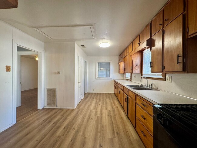 Photo - Single Family Home - LaVega ISD