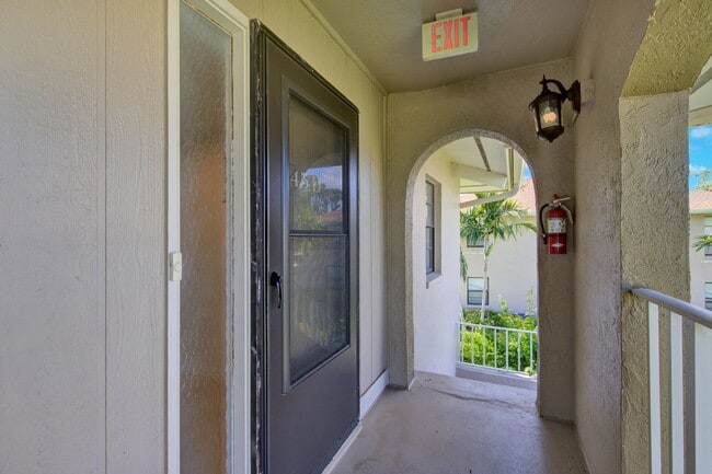 Photo - 145 Cypress Way E Unit D-4