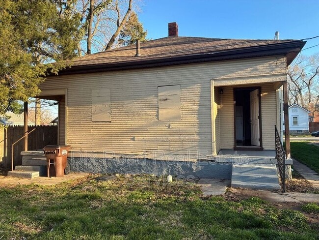 Photo - 1620-1620 Taylor Ave