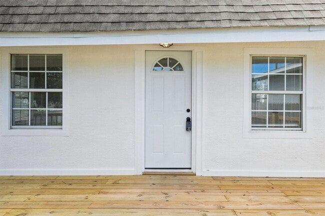 Photo - 5502 40th St N