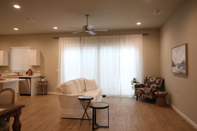 Photo - 6008 E Sussex Way