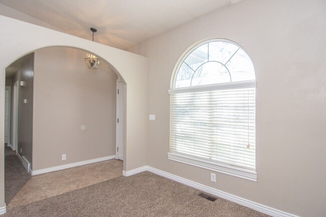 Photo - 2127 S 2000 W