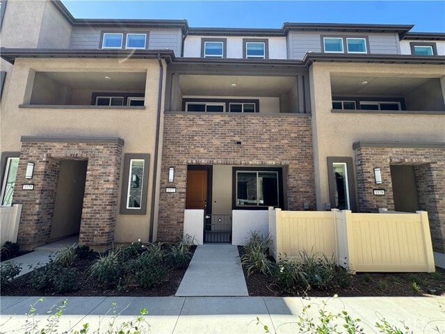 Building Photo - 1577 Stratus Dr