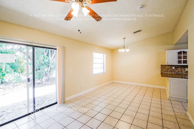 Photo - 4900 NW 92nd Ave